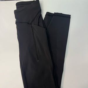 Black lululemon leggings